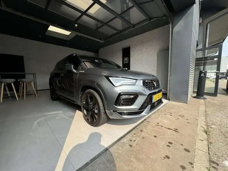Gris Utilisé 2024 Cupra Ateca SUV | 41 128 € (Prix assez cher) - Image 1/4