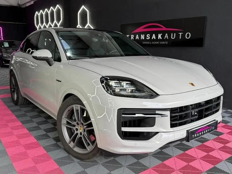 Gris Utilisé 2024 Porsche Cayenne SUV | 134 990 € (Prix cher) - Image 1/4