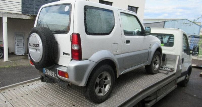 Image 3/4