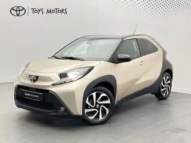 Occasion Toyota Aygo Design 72 ch (52 kW) 2025 Beige Citadine