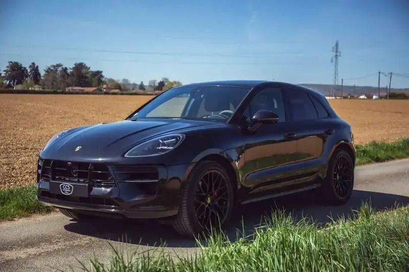 Noir Utilisé 2020 Porsche Macan SUV | 81 700 € (Prix juste) - Image 1/4