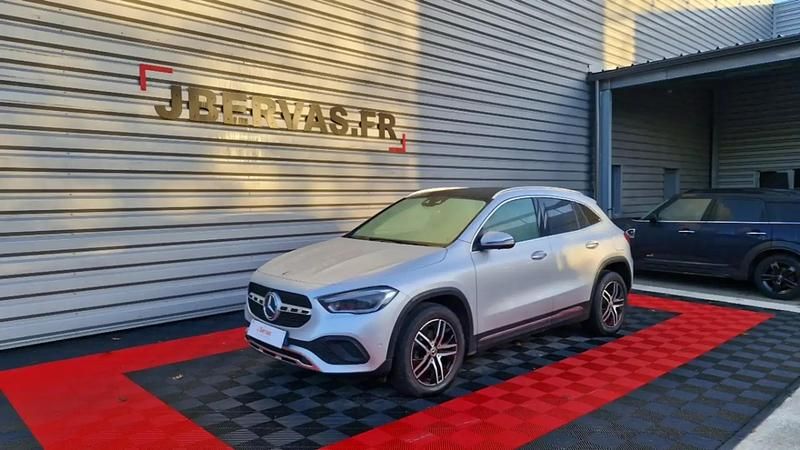 Utilisé 2022 Mercedes 200 Progressive Berline | 32 990 € (Prix cher) - Image 1/4