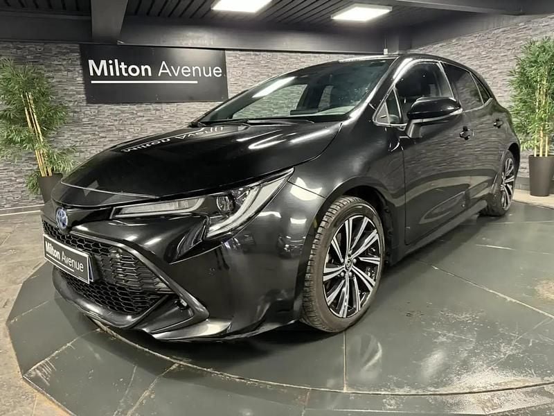 Noir Utilisé 2022 Toyota Corolla Design Berline | 18 990 € (Bon prix) - Image 1/4