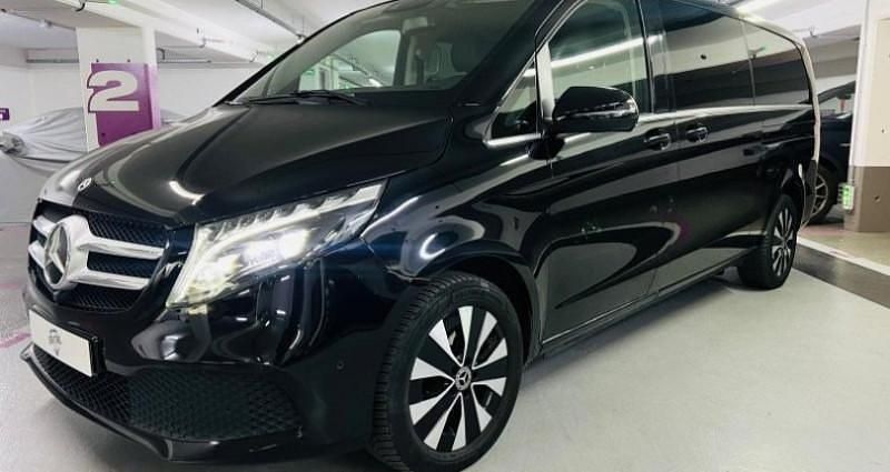 Utilisé 2023 Mercedes V220 Avantgarde Monospace | 58 900 € (Prix juste) - Image 1/4