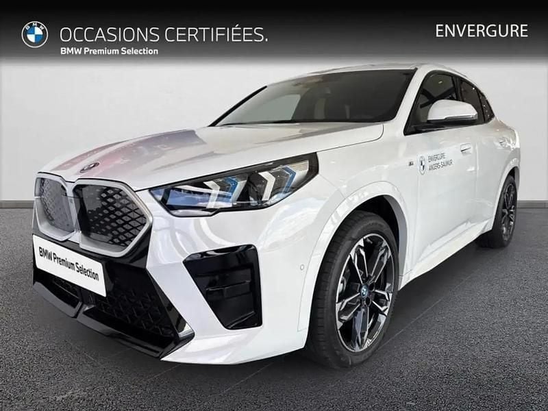 Blanc Utilisé 2025 BMW iX2 M Sport SUV | 46 900 € (Prix juste) - Image 1/4