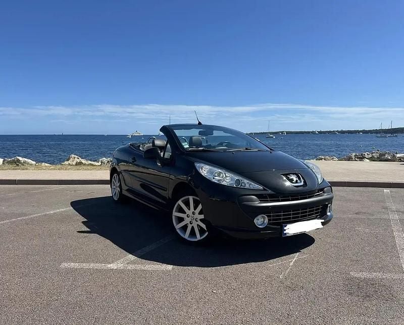 Utilisé 2009 Peugeot 207 CC Roland Garros Cabriolet | 6 200 € (Bon prix) - Image 1/4