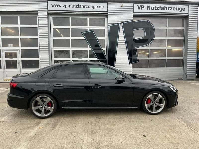 Utilisé 2023 Audi A4 S-Line Berline | 39 675 € (Prix assez cher) - Image 1/4