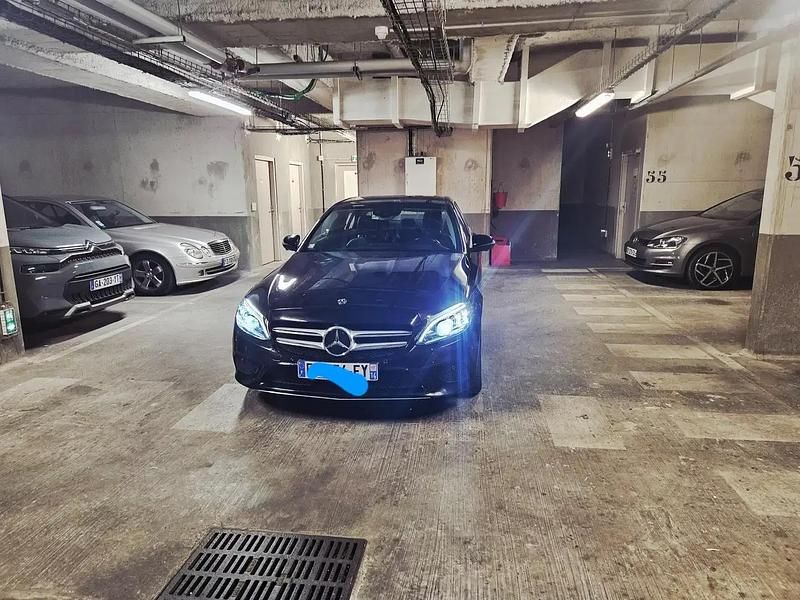 Noir Utilisé 2020 Mercedes C200 Avantgarde Berline | 23 500 € (Super prix) - Image 1/4