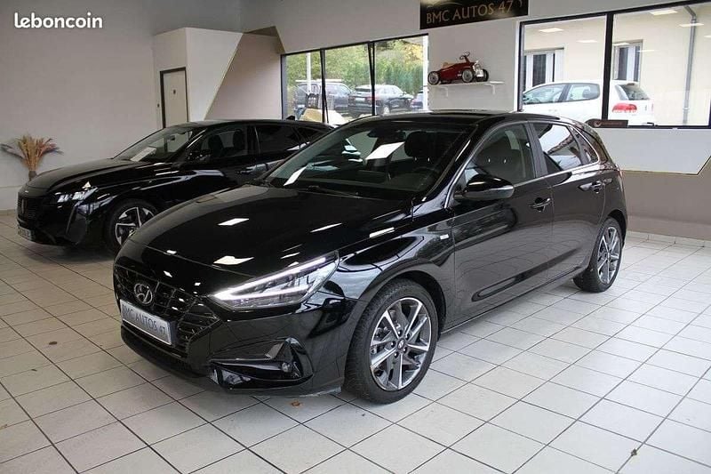 Occasion Hyundai i30 121 ch (88 kW) 2022 Noir Berline