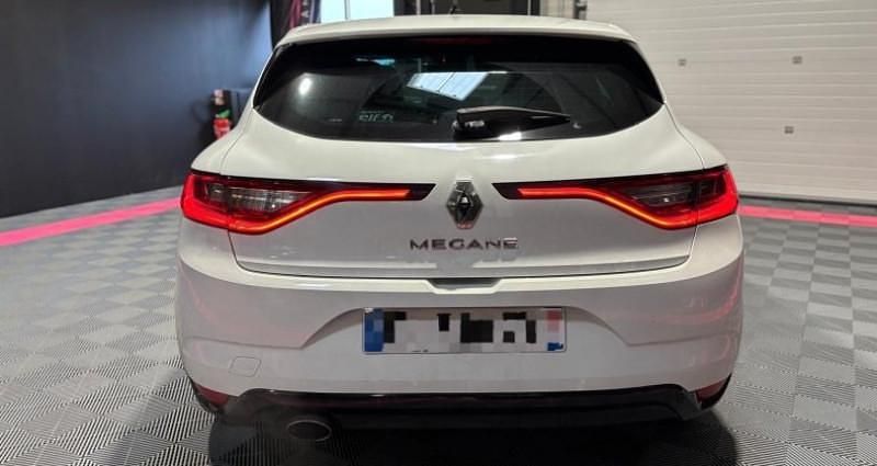 Occasion Renault Mégane IV Intens 132 ch (97 kW) 2017 Berline