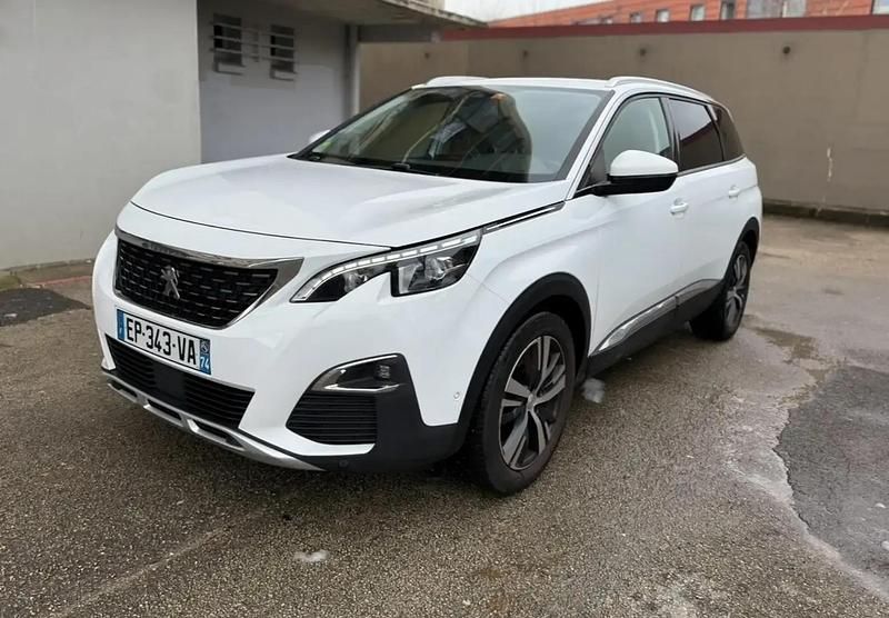 Blanc Utilisé 2011 Peugeot 5008 Premium Monospace | 13 000 € - Image 1/4
