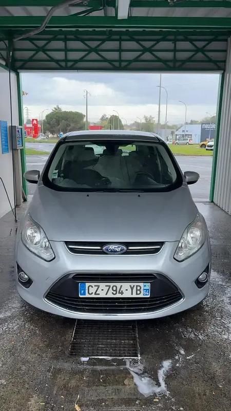 Utilisé 2013 Ford Grand C-Max Titanium Monospace | 4 200 € - Image 1/4