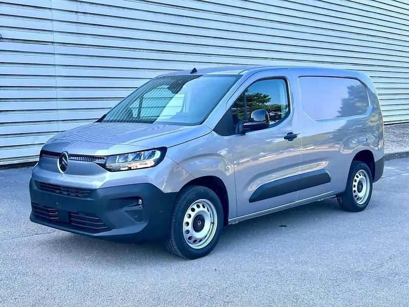 Gris Nouvelle 2025 Citroën Berlingo Monospace | 26 380 € (Bon prix) - Image 1/2
