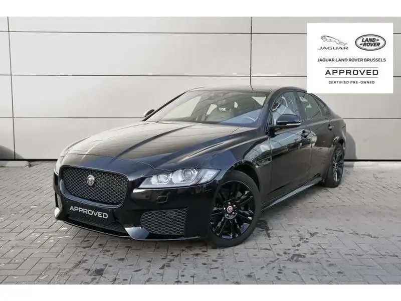 Occasion Jaguar XF Chequered Flag 179 ch (131 kW) 2021 Noir Berline
