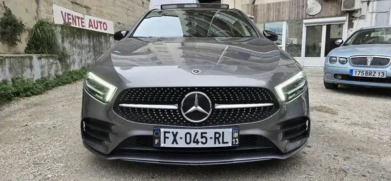 Utilisé 2021 Mercedes A200 AMG line Berline | 31 000 € (Prix assez cher) - Image 1/4