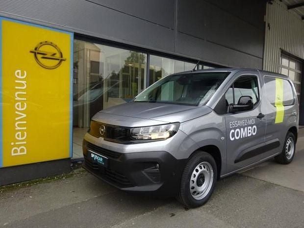 Gris Nouvelle 2025 Opel Combo S Monospace | 26 388 € (Prix assez cher) - Image 1/4