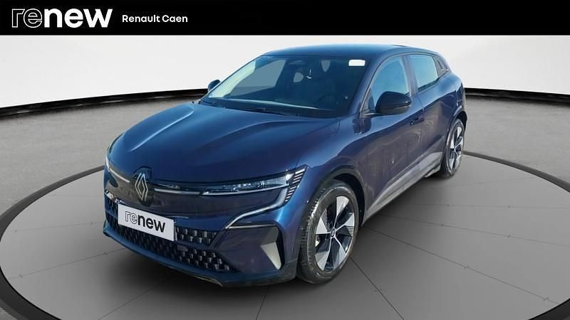 Bleu Utilisé 2023 Renault Mégane Equilibre Berline | 20 990 € (Prix juste) - Image 1/4