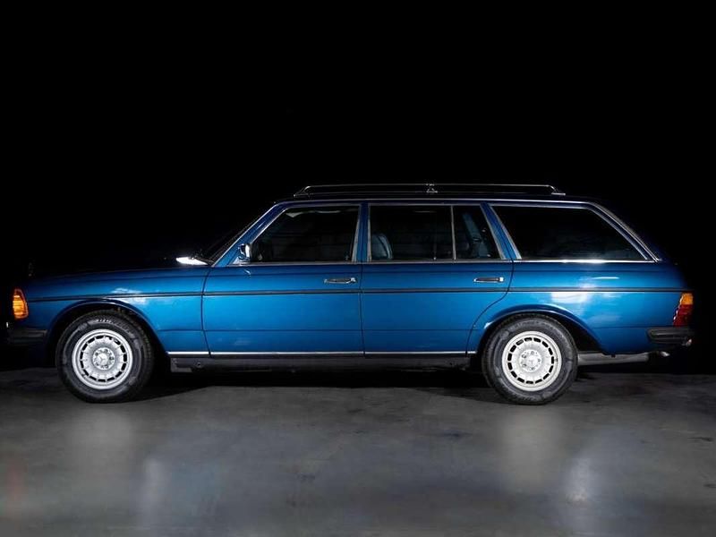Occasion Mercedes E280 186 ch (136 kW) 1980 Bleu Break