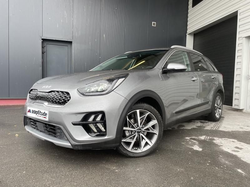 Gris comete mã©tallisã© Utilisé 2022 Kia Niro 4 SUV | 23 499 € (Prix juste) - Image 1/4