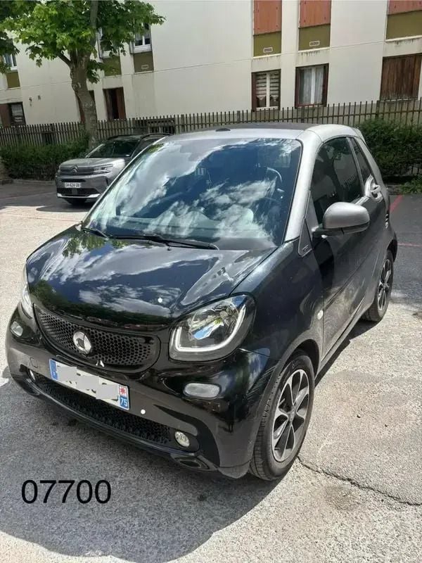 Utilisé 2017 Smart ForTwo Cabrio Passion Cabriolet | 11 000 € - Image 1/4