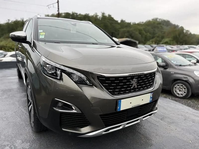 Gris Utilisé 2018 Peugeot 5008 GT Monospace | 16 590 € (Super prix) - Image 1/4