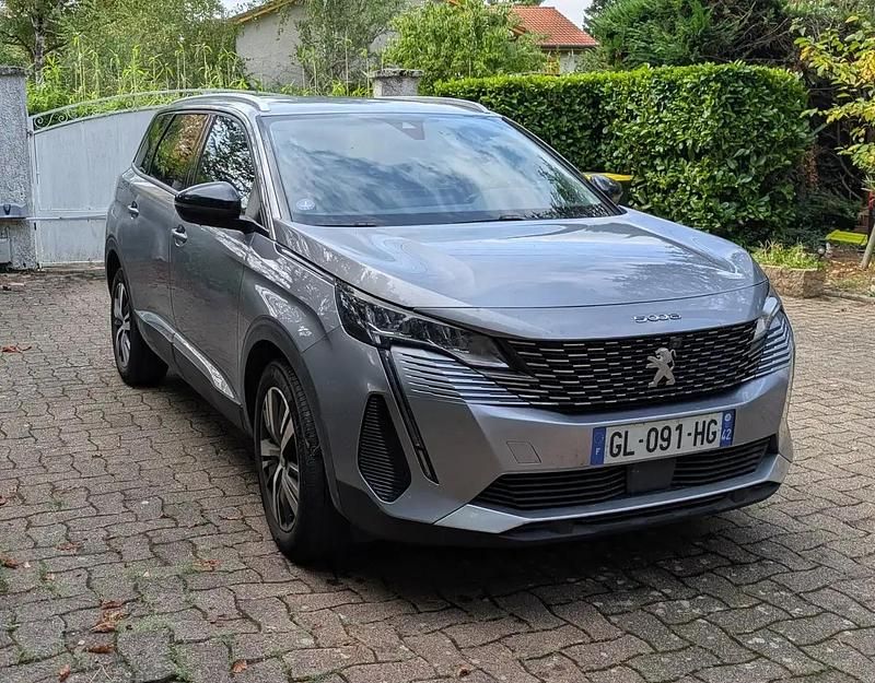 Gris Utilisé 2022 Peugeot 5008 S Monospace | 23 500 € (Prix juste) - Image 1/4