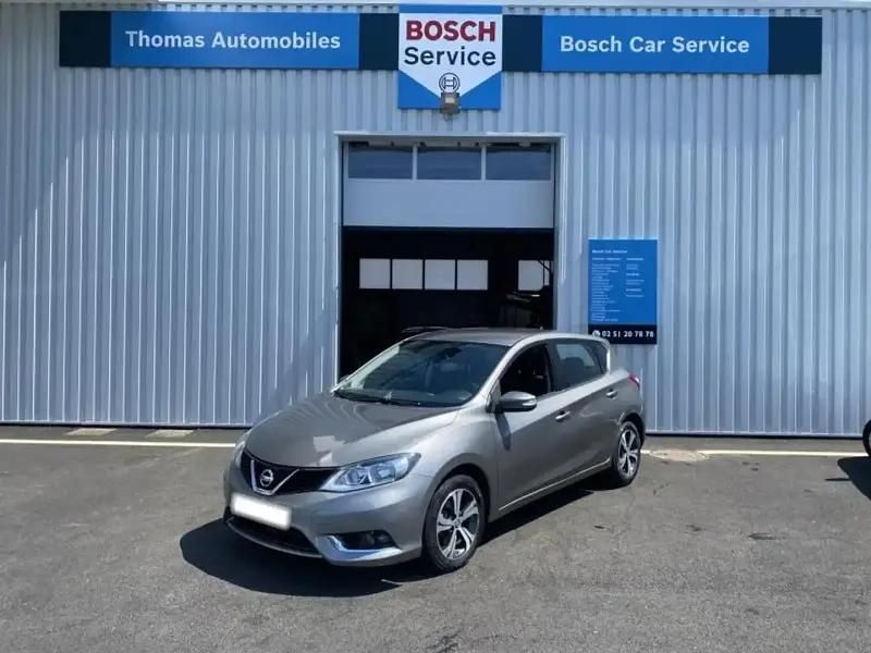 Gris Utilisé 2015 Nissan Pulsar N-Connecta Berline | 10 995 € (Prix cher) - Image 1/4