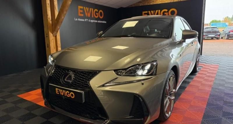 Utilisé 2017 Lexus IS300h Sport Line Berline | 25 490 € - Image 1/4