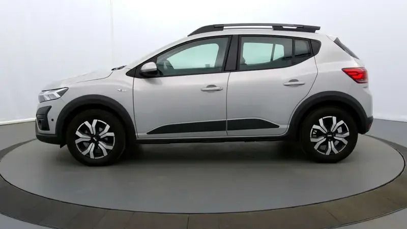Image 4/4