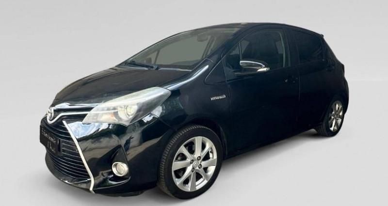 Utilisé 2015 Toyota Yaris Hybrid Design Citadine | 8 500 € (Super prix) - Image 1/4