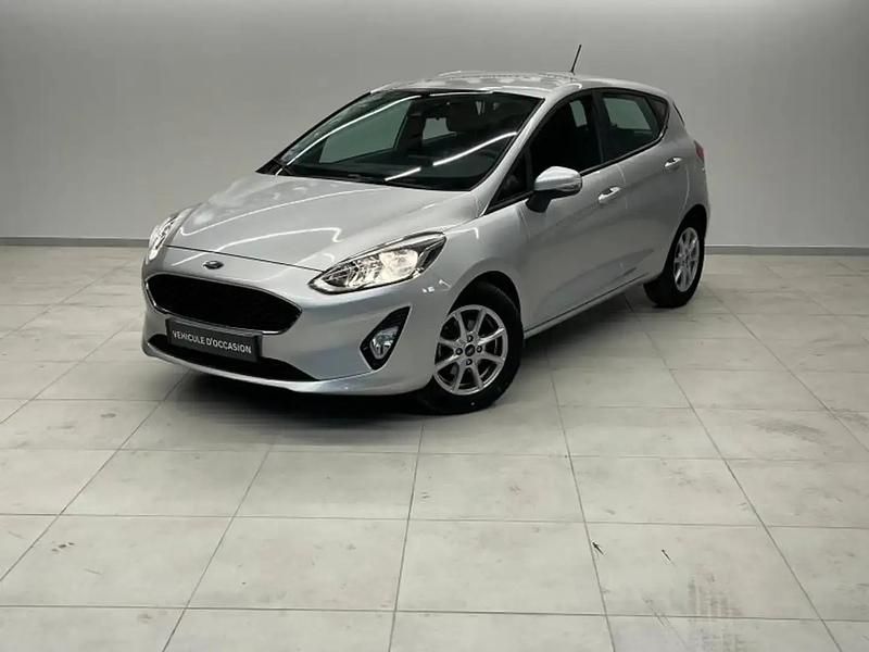 Gris Occasion 2018 Ford Fiesta Titanium Berline | 9 980 € (Bon prix) - Image 1/4