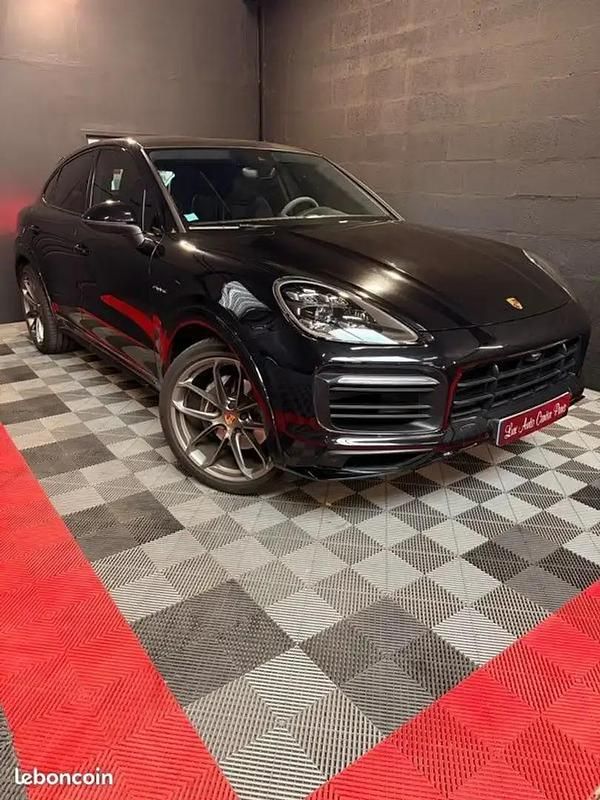 Noir Occasion 2021 Porsche Cayenne SUV | 78 900 € - Image 1/4