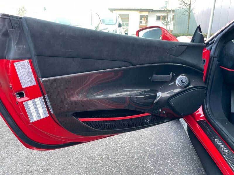 Occasion Ferrari 488 720 ch (529 kW) 2018 Rouge Cabriolet