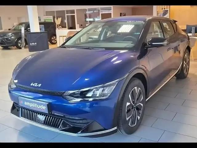 Bleu Utilisé 2024 Kia EV6 Air SUV | 39 989 € (Prix juste) - Image 1/4
