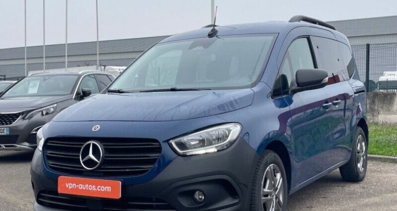 Bleu Utilisé 2023 Mercedes Citan 109 Break | 25 990 € - Image 1/4