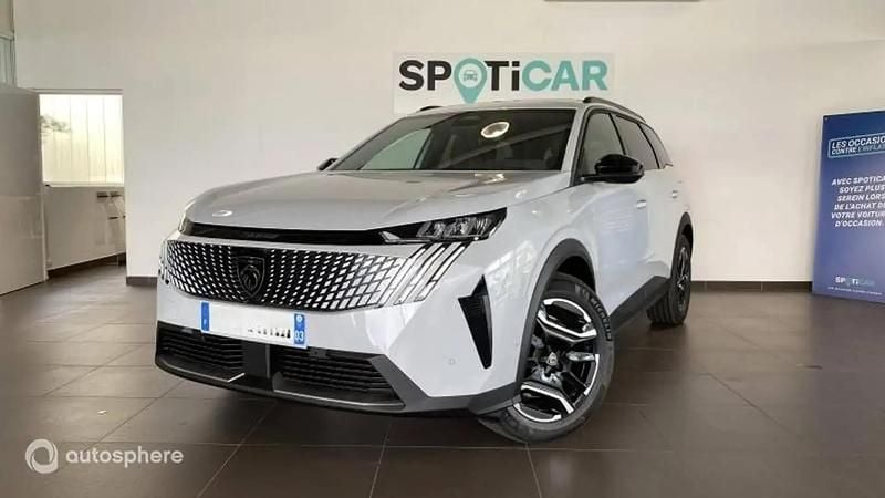Blanc Utilisé 2025 Peugeot 5008 Allure Monospace | 43 999 € - Image 1/4