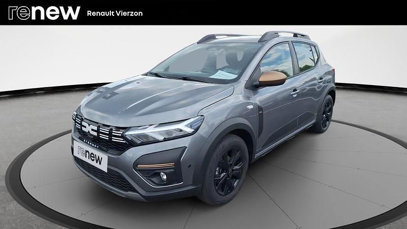 Gris Utilisé 2024 Dacia Sandero Extreme Citadine | 16 990 € (Prix assez cher) - Image 1/4