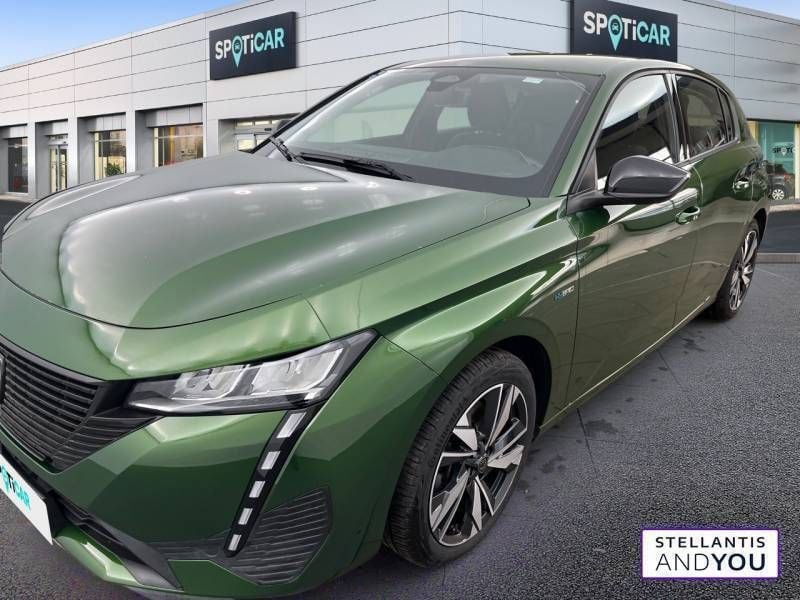 Vert Utilisé 2023 Peugeot 308 Active Berline | 24 790 € (Prix juste) - Image 1/3