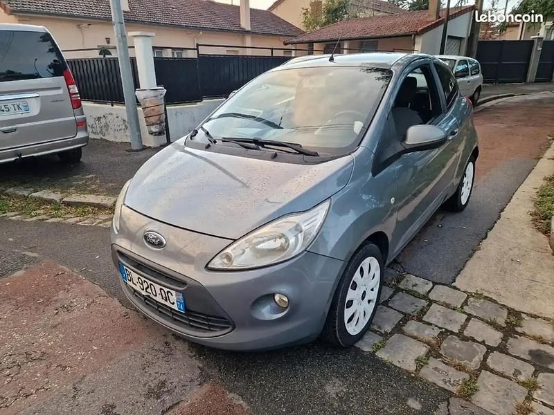 Gris Occasion 2011 Ford Ka Berline | 4 450 € (Prix juste) - Image 1/4