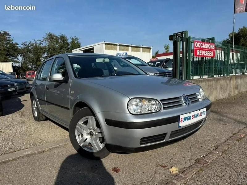 Gris Utilisé 2001 VW Golf IV Edition Berline | 4 490 € (Prix juste) - Image 1/4