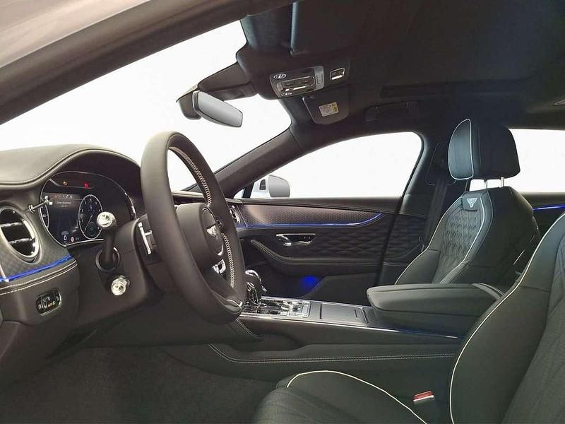 Occasion Bentley Continental Flying Spur 551 ch (405 kW) 2025 Argent Berline