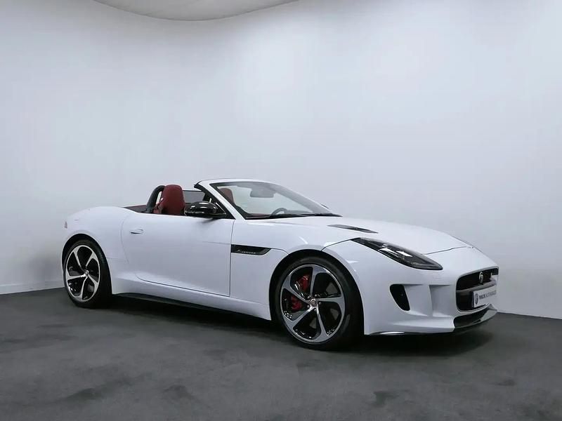 Blanc Utilisé 2015 Jaguar F-Type R Cabriolet | 68 900 € - Image 1/4