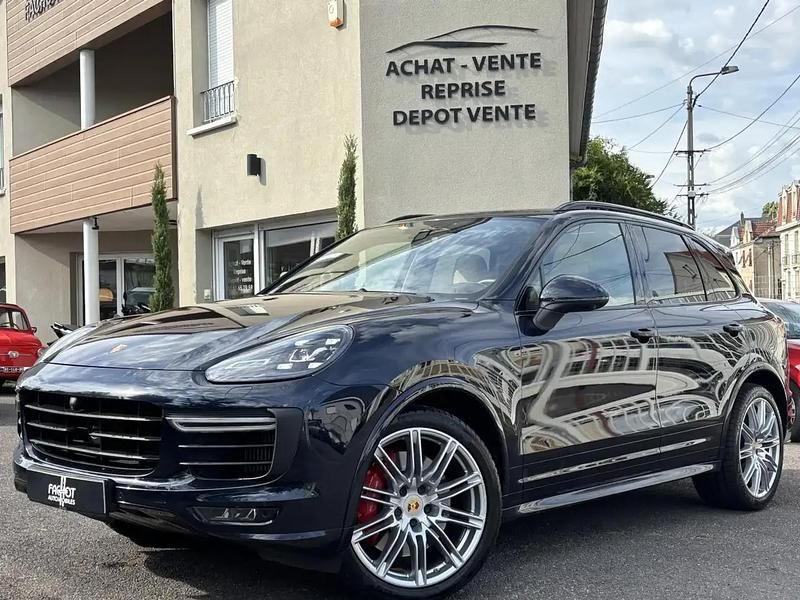 Bleu Utilisé 2014 Porsche Cayenne GTS SUV | 48 900 € - Image 1/4
