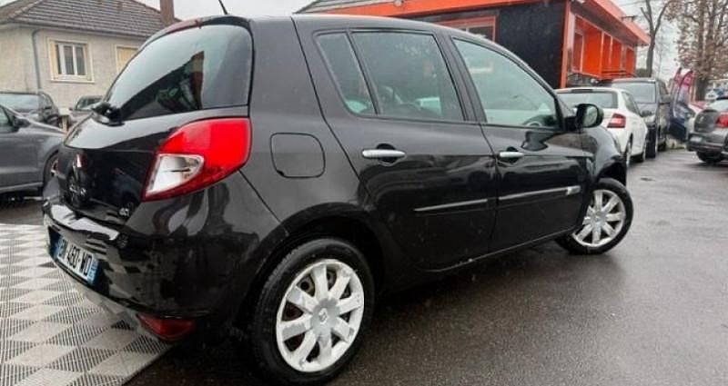 Occasion Renault Clio III Expression 90 ch (66 kW) 2011 Citadine