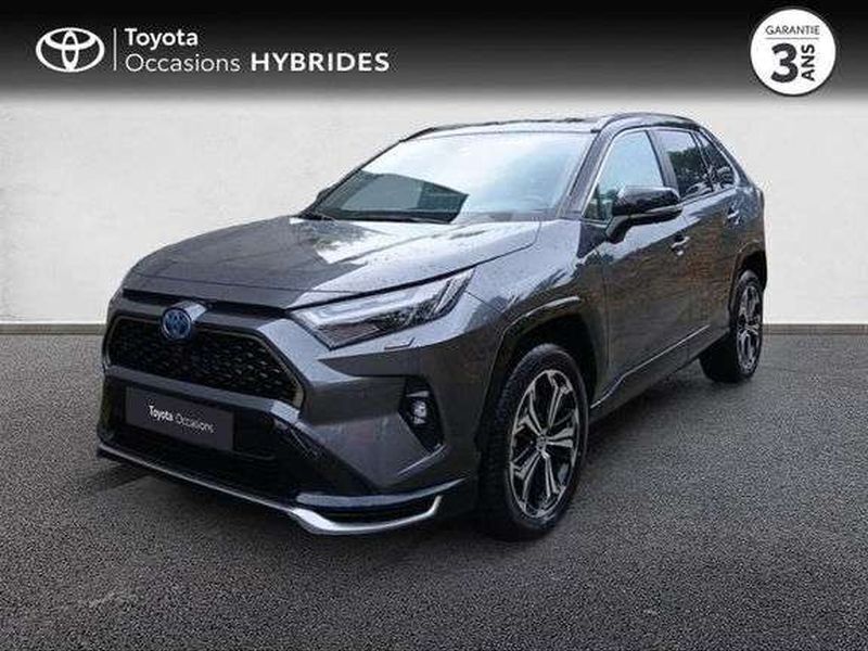 Utilisé 2025 Toyota RAV4 Hybrid SUV | 56 400 € - Image 1/1