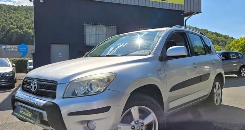 Utilisé 2006 Toyota RAV4 SUV | 3 990 € - Image 1/4