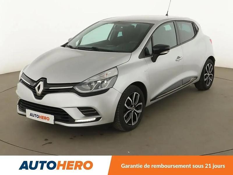 Gris Utilisé 2017 Renault Clio IV LIMITED Citadine | 9 490 € (Prix juste) - Image 1/2