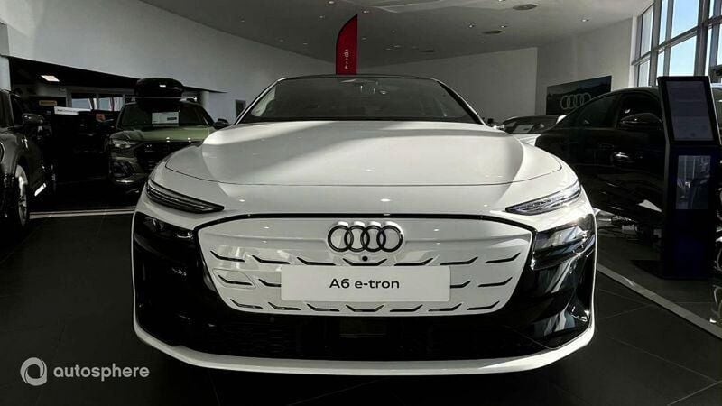 Blanc glacier Utilisé 2025 Audi A6 e-tron S-Line Break | 82 999 € - Image 1/4
