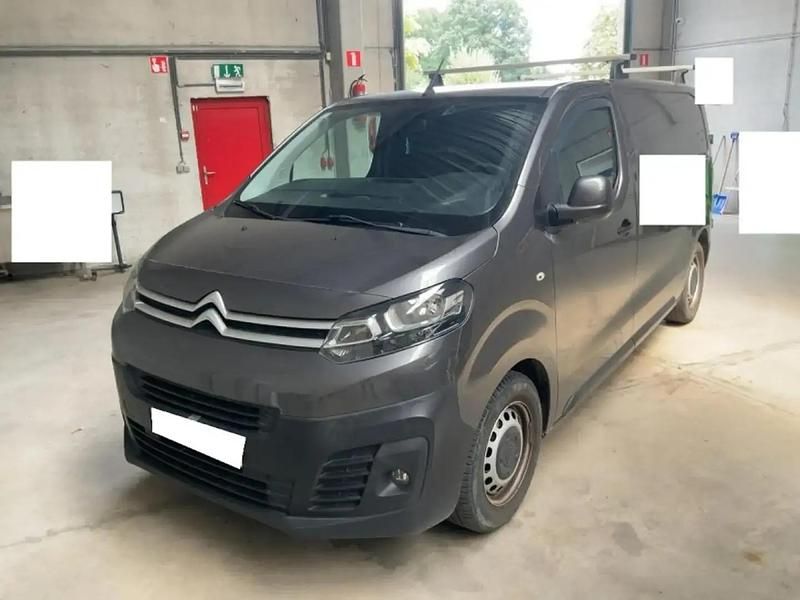 Gris Utilisé 2017 Citroën Jumpy Business Class Monospace | 17 990 € (Prix cher) - Image 1/4