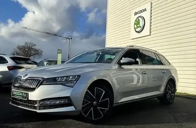 Occasion Skoda Superb 218 ch (160 kW) 2022 Gris argent Break